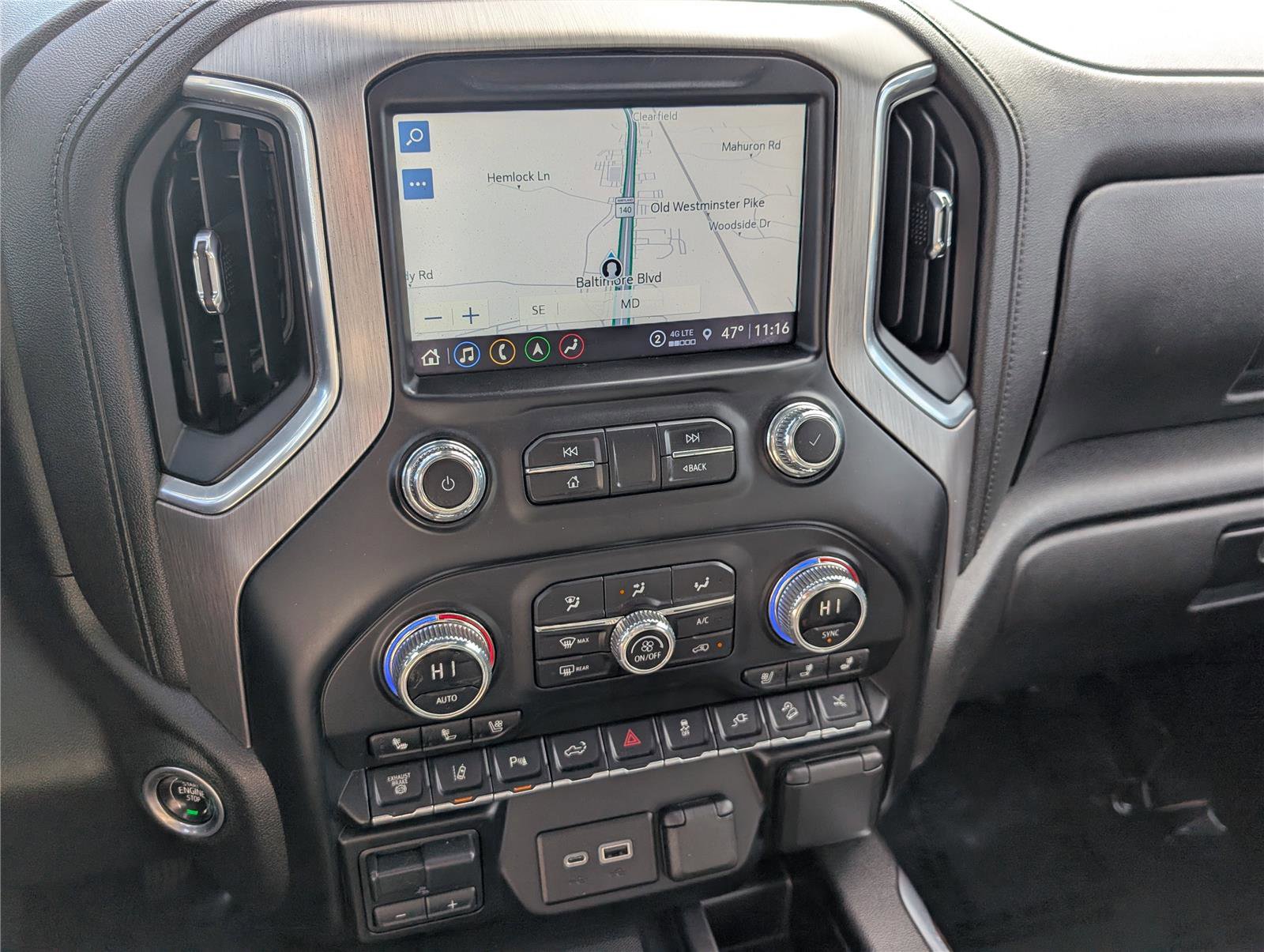 Used 2023 GMC Sierra 3500 Denali w/ Denali Ultimate Package image 31