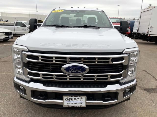 Used 2024 Ford F350 XL w/ XL Chrome Package image 8