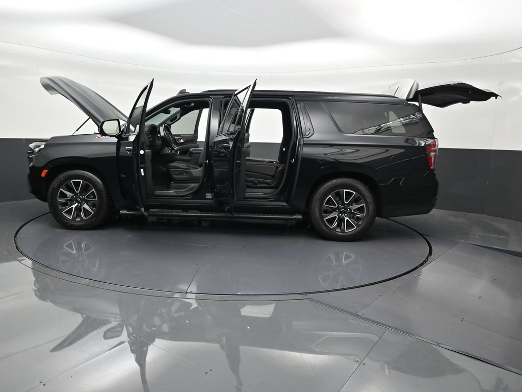 Used 2024 Chevrolet Suburban Z71 w/ Z71 Off-Road Package AWD/4WD image 34