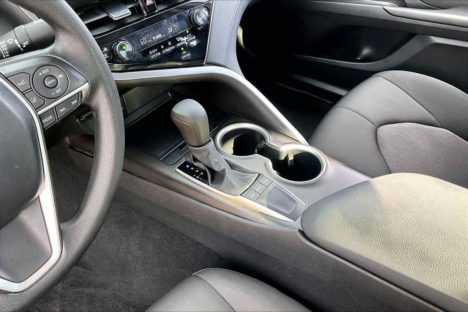 Used 2024 Toyota Camry LE FWD image 33
