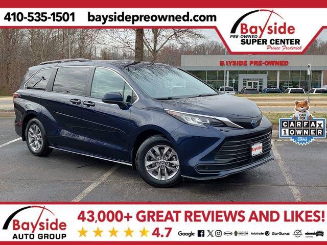 Certified 2022 Toyota Sienna LE