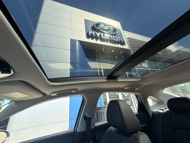 Certified 2023 Hyundai Sonata Limited w/ Preferred Accessory Package FWD image 10