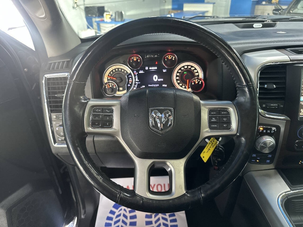 Used 2017 RAM 1500 Laramie AWD/4WD image 22