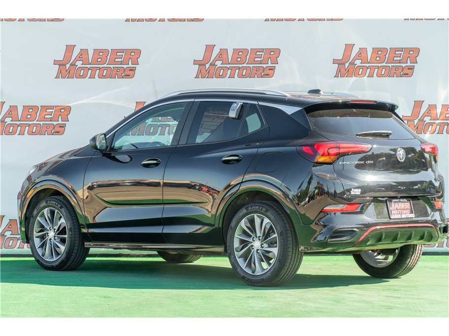 Used 2023 Buick Encore GX Select w/ Sport Touring Package FWD image 2