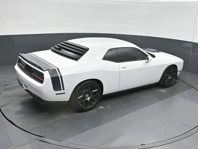 Used 2016 Dodge Challenger R/T Scat Pack RWD image 38