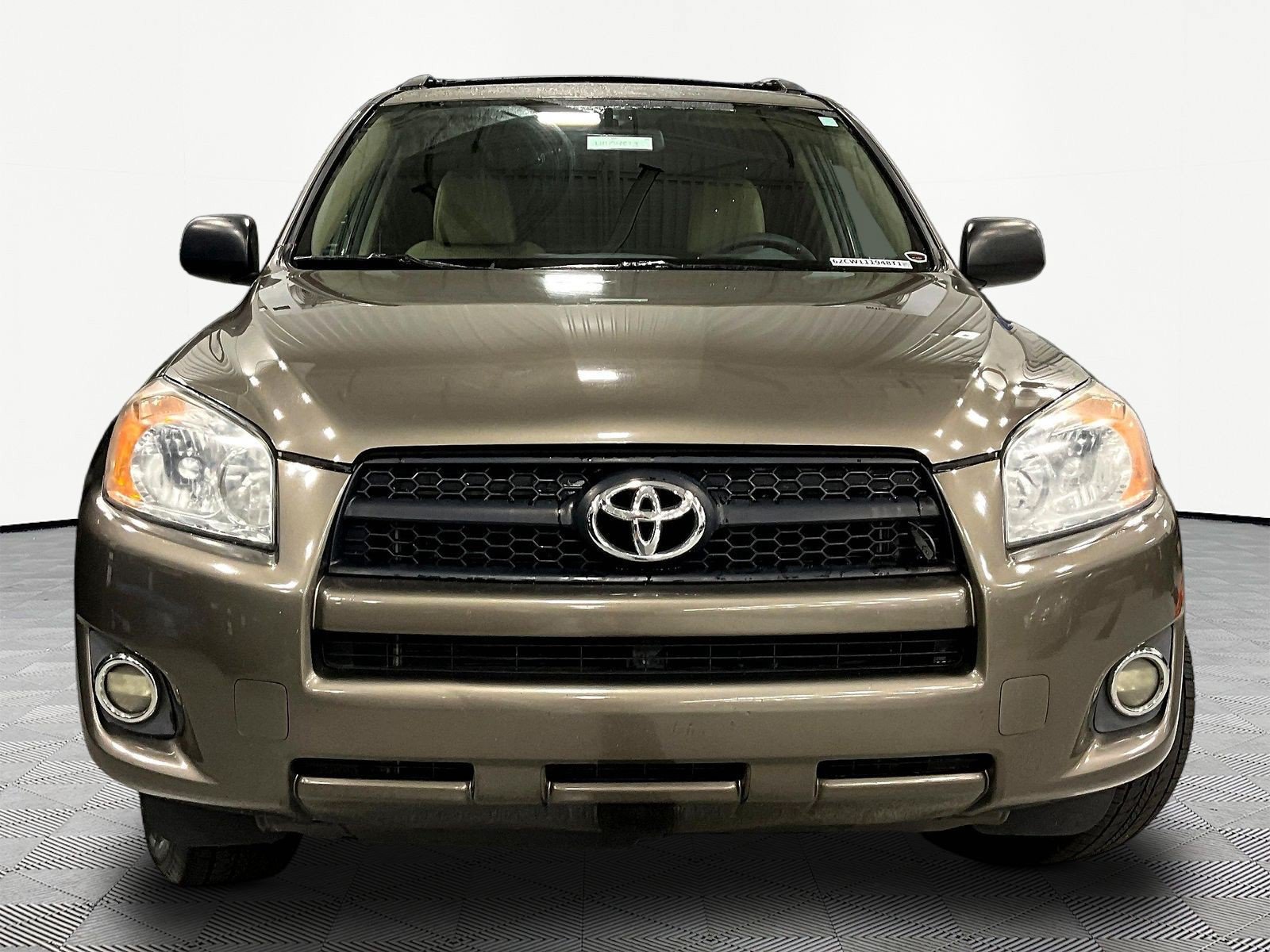 Used 2012 Toyota RAV4 FWD w/ Value Pkg image 2