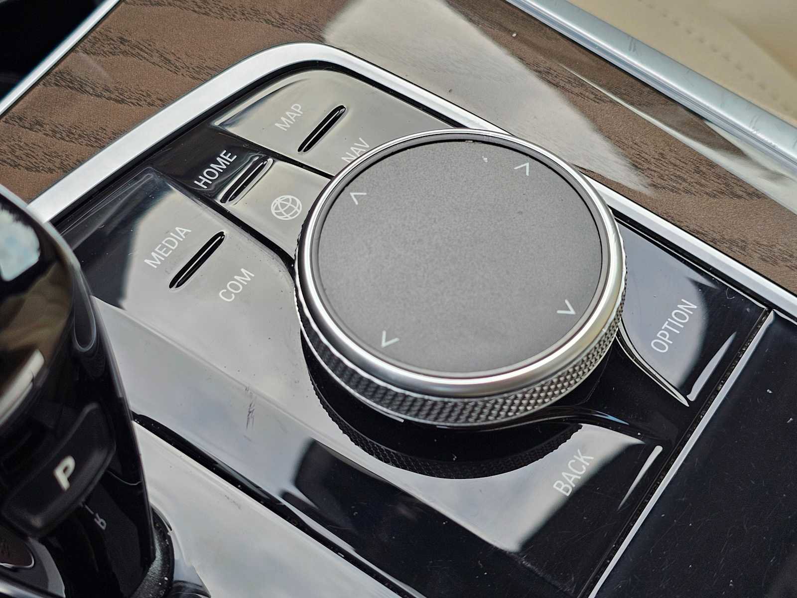 Used 2022 BMW X5 sDrive40i w/ Parking Assistance Package image 30