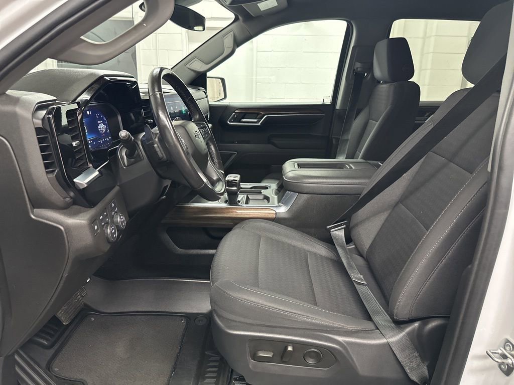 Used 2022 Chevrolet Silverado 1500 RST w/ Z71 Off-Road Package image 21