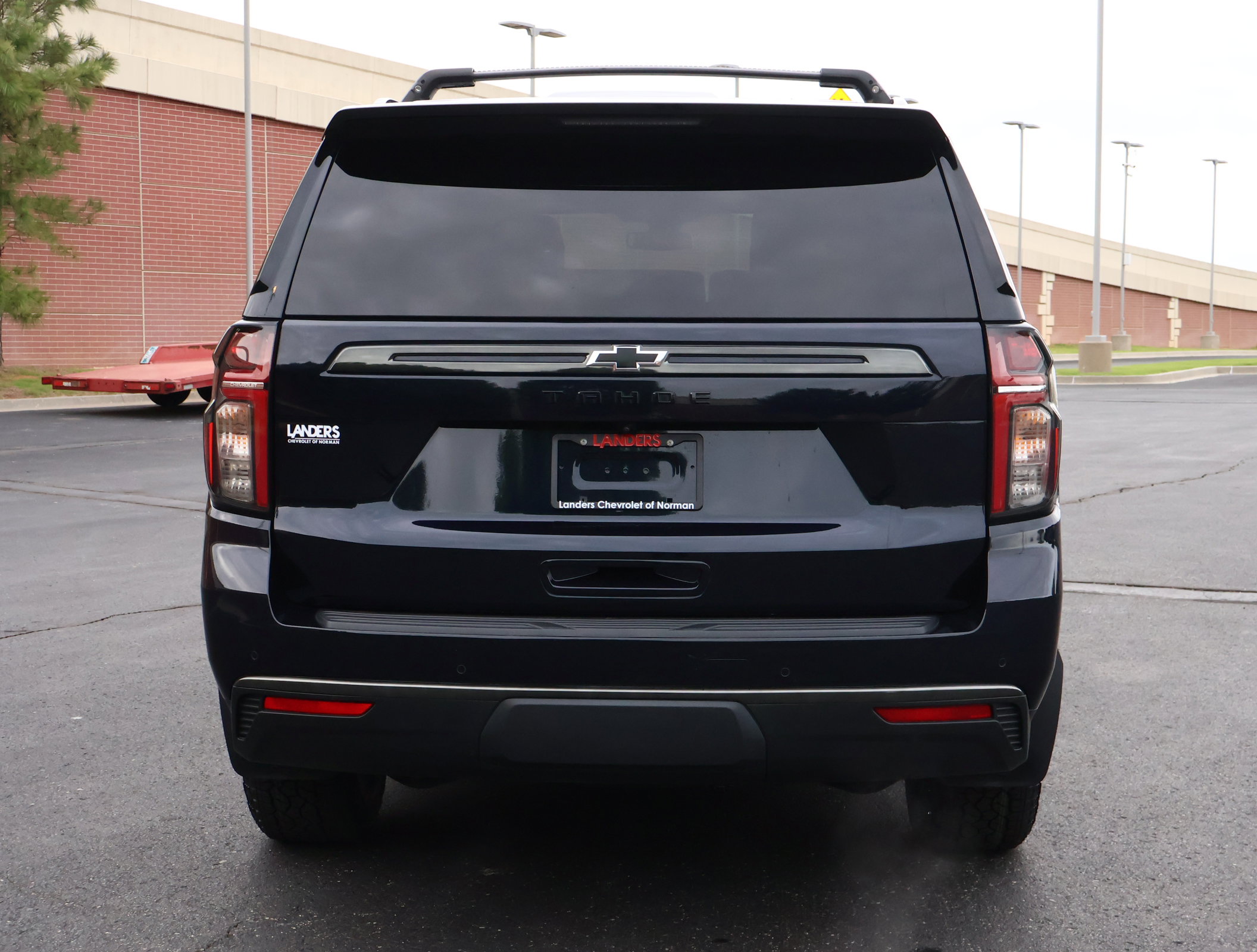 Used 2021 Chevrolet Tahoe Z71 w/ Rear Media and Nav Package AWD/4WD image 31