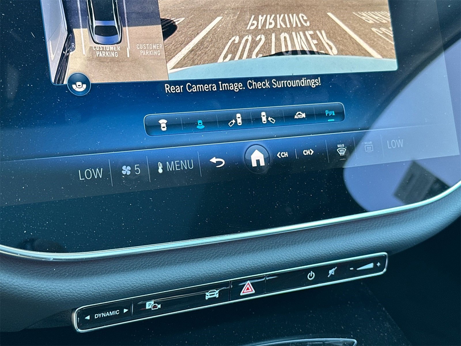 Used 2024 Mercedes-Benz E 350 4MATIC Sedan image 23