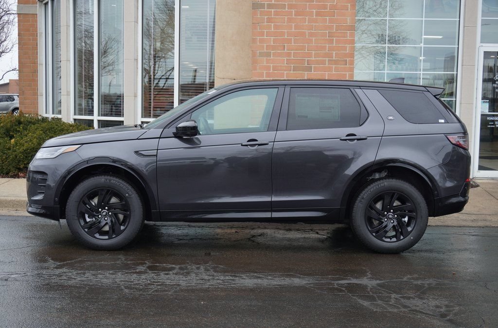Certified 2026 Land Rover Discovery Sport Landmark AWD/4WD image 2