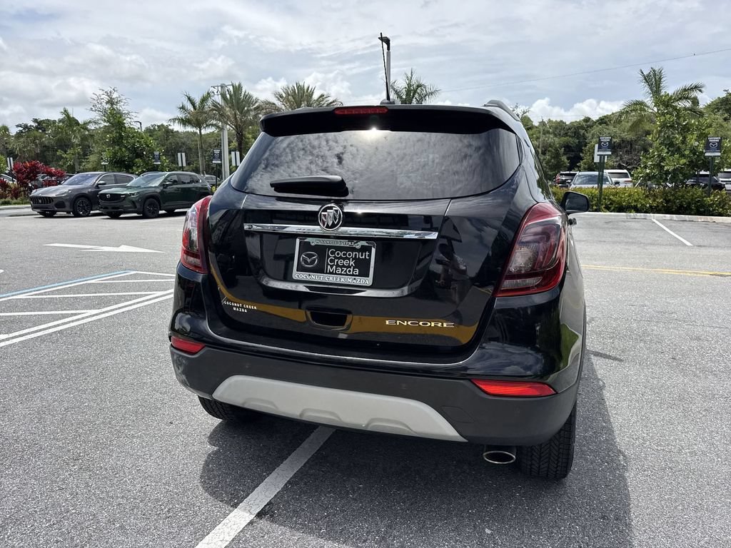Used 2021 Buick Encore Preferred w/ Safety Package II FWD image 25
