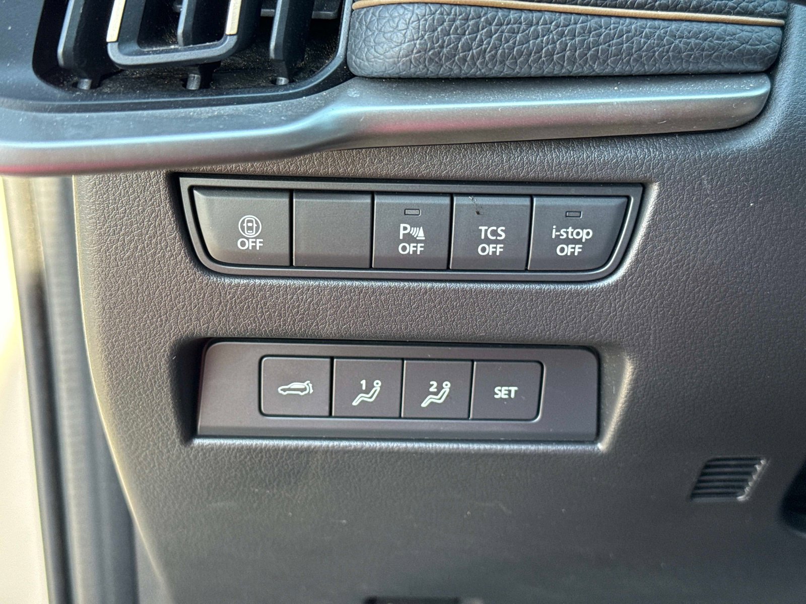 Used 2024 MAZDA CX-90 3.3 Turbo w/ Premium Package image 32