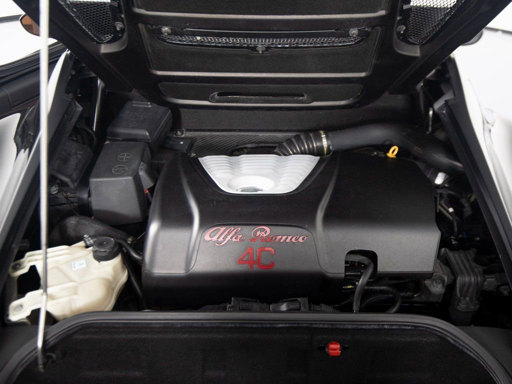 Used 2016 Alfa Romeo 4C Spider image 35