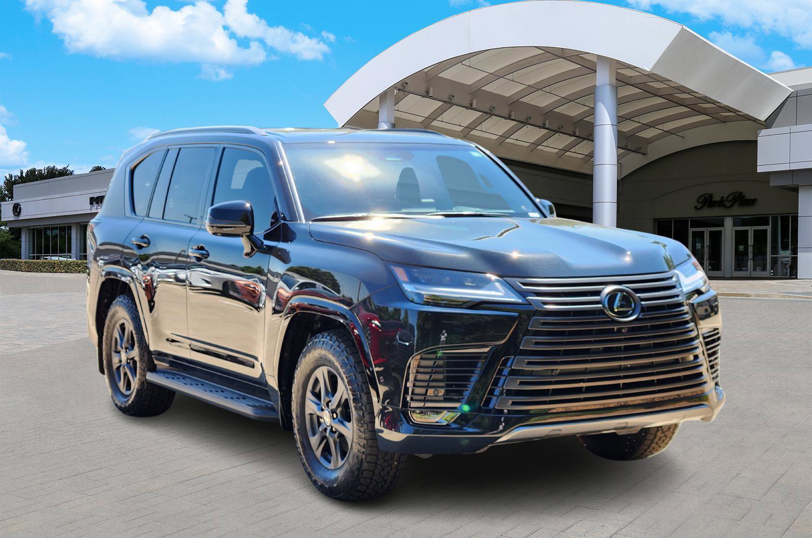 New 2025 Lexus LX 700h Overtrail image 2