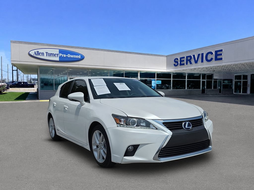 Used 2016 Lexus CT 200h w/ Accessory Package 2 FWD image 2