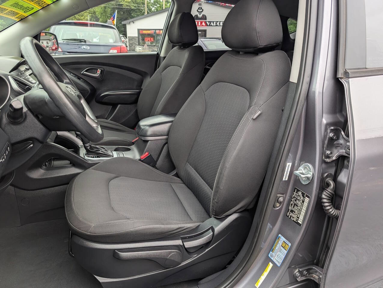 Used 2014 Hyundai Tucson GLS image 12