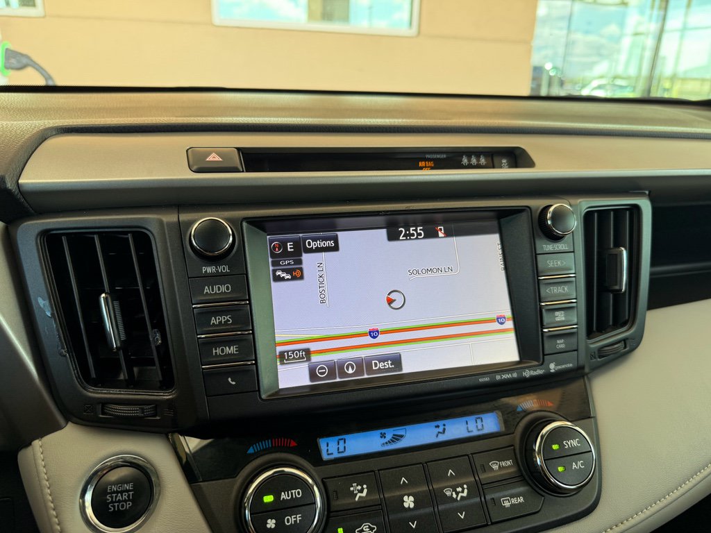Used 2018 Toyota RAV4 Limited FWD image 20