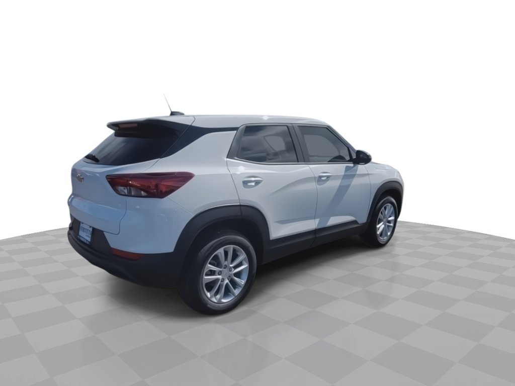 New 2026 Chevrolet TrailBlazer LS w/ LS Convenience Package FWD image 8