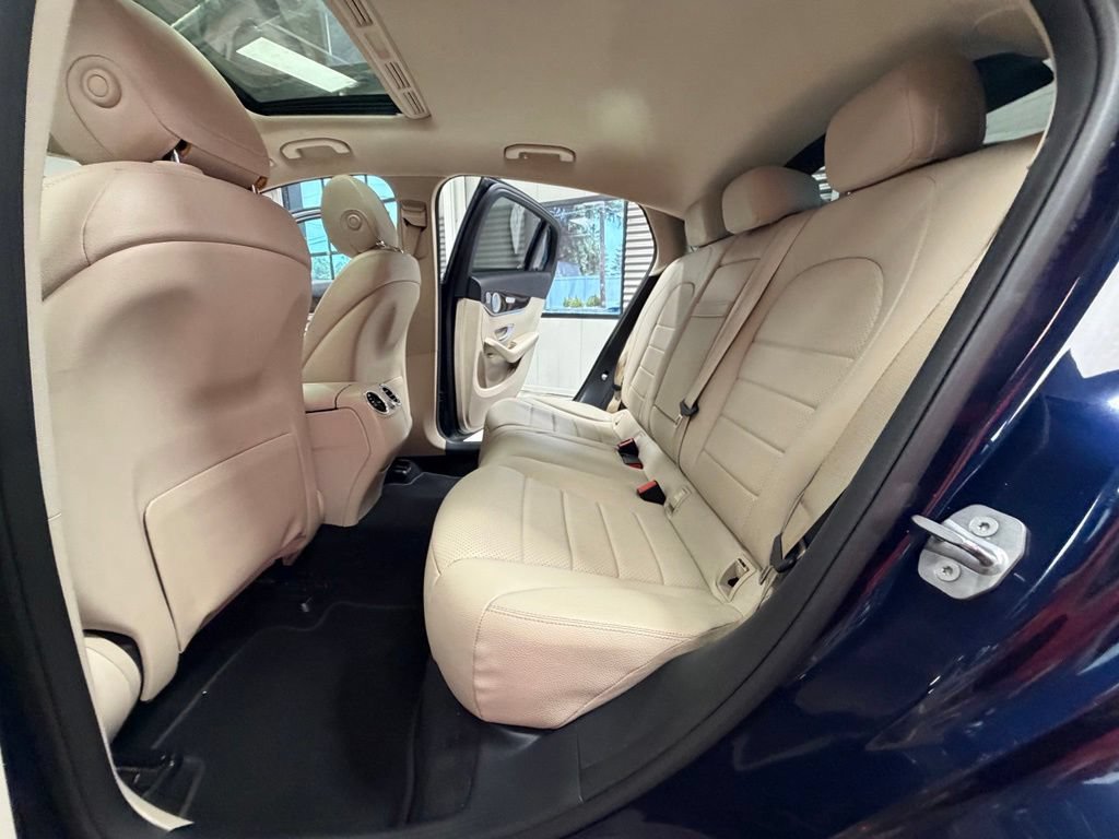 Used 2017 Mercedes-Benz GLC 300 4MATIC Coupe image 54