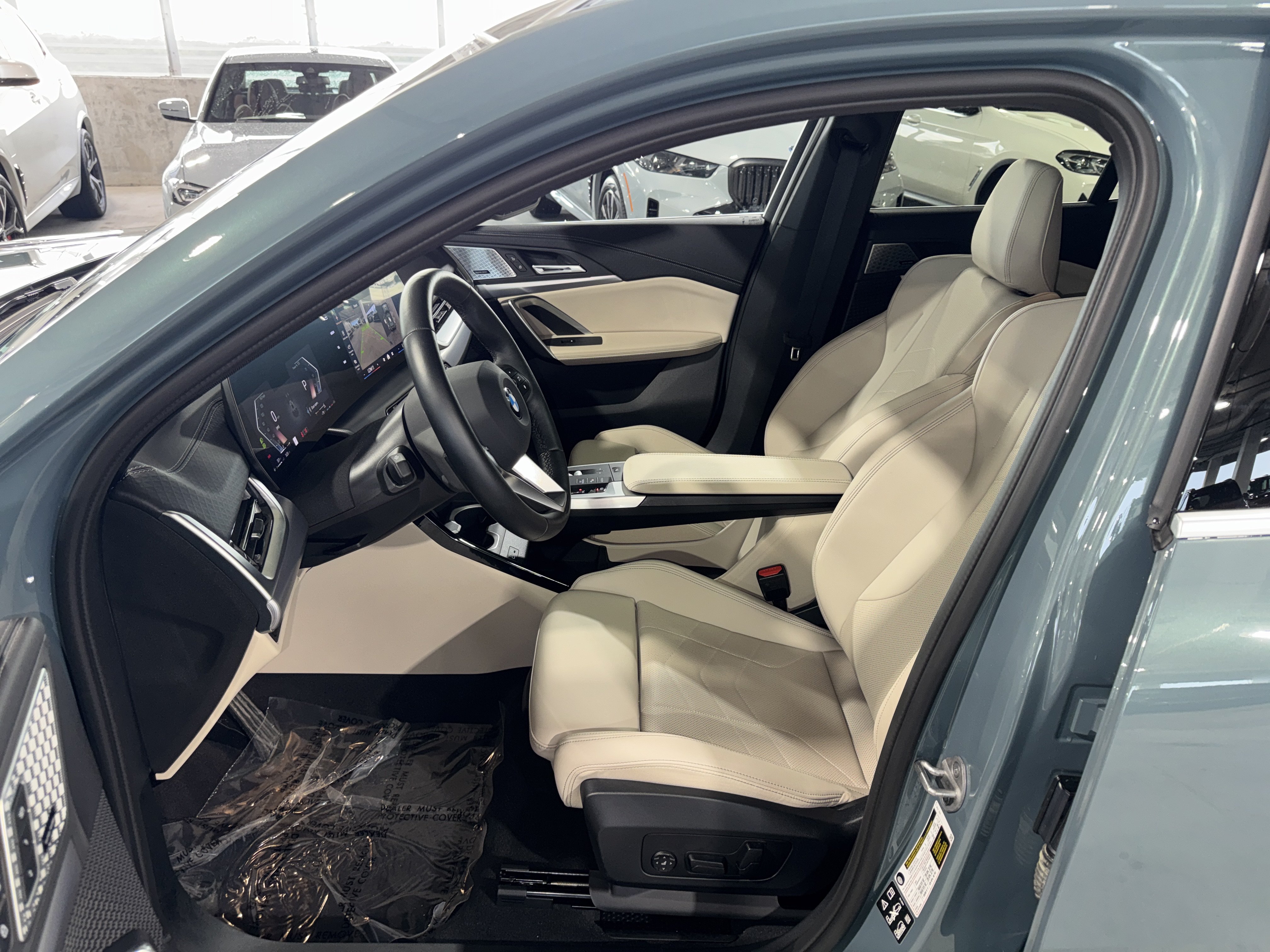 Used 2025 BMW X2 xDrive28i w/ Premium Package AWD/4WD image 19