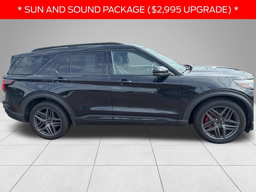 Used 2025 Ford Explorer ST w/ Sun And Sound Package AWD/4WD image 12