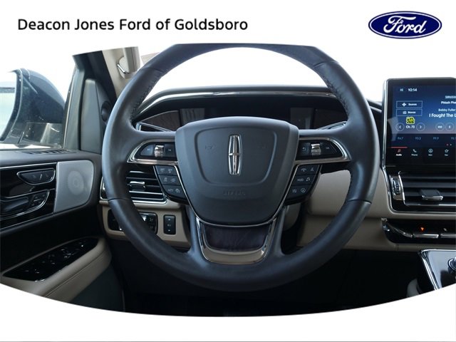 Used 2024 Lincoln Navigator L Reserve image 21