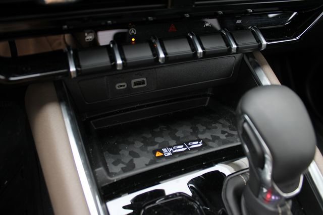 Used 2026 GMC Canyon Denali image 18