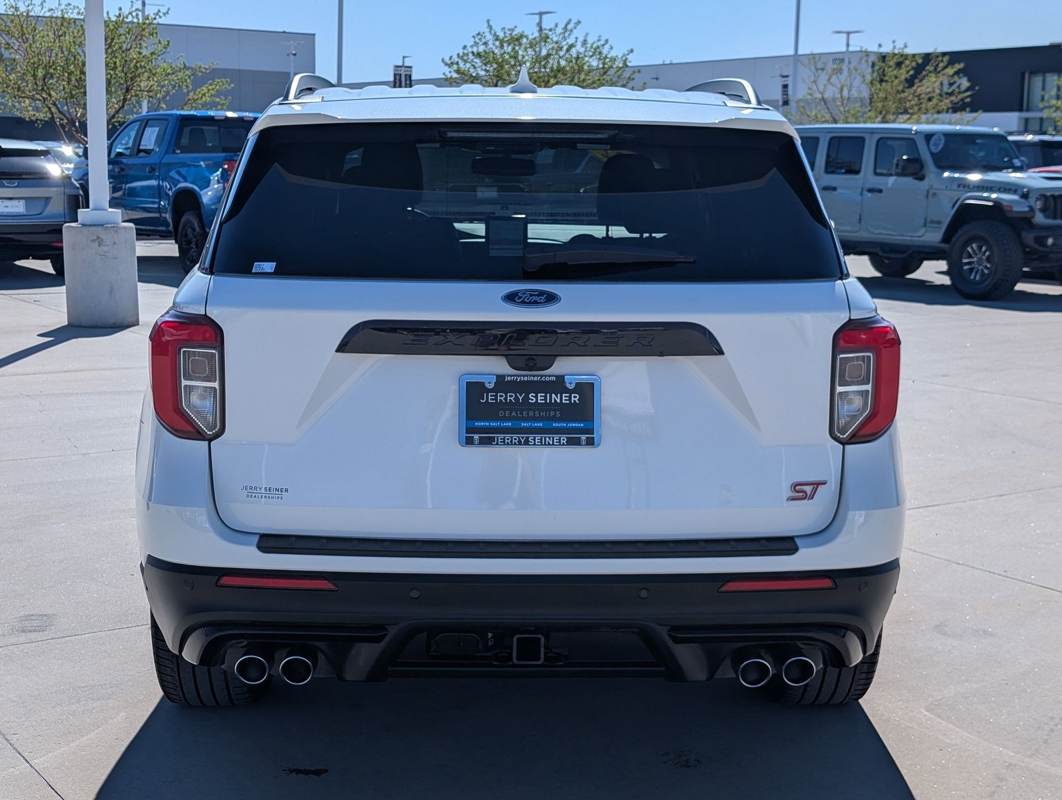 Used 2022 Ford Explorer ST w/ Equipment Group 401A image 5