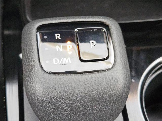 Used 2023 Nissan Rogue SV image 13