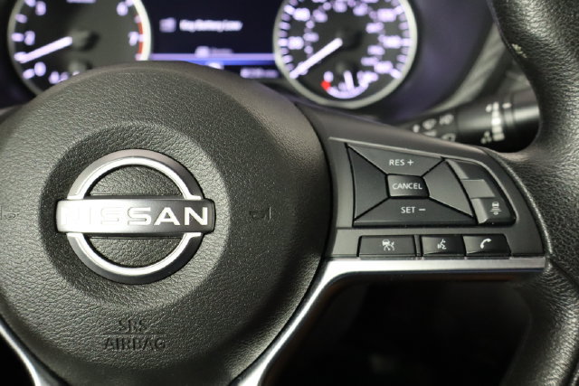 Used 2024 Nissan Sentra SV FWD image 10