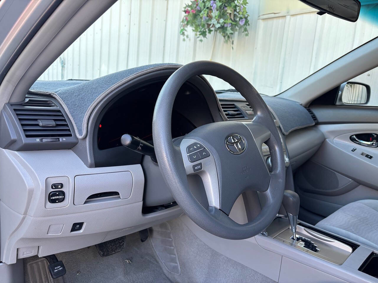 Used 2011 Toyota Camry LE w/ LE Extra-Value Pkg image 34