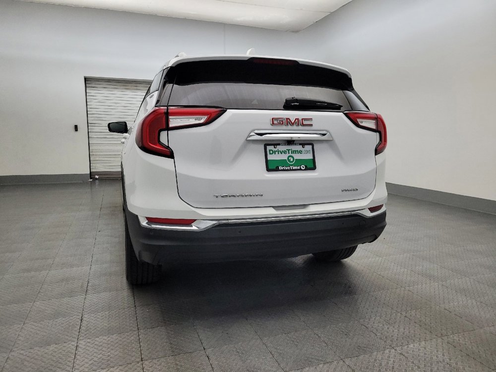 Used 2023 GMC Terrain SLT image 6