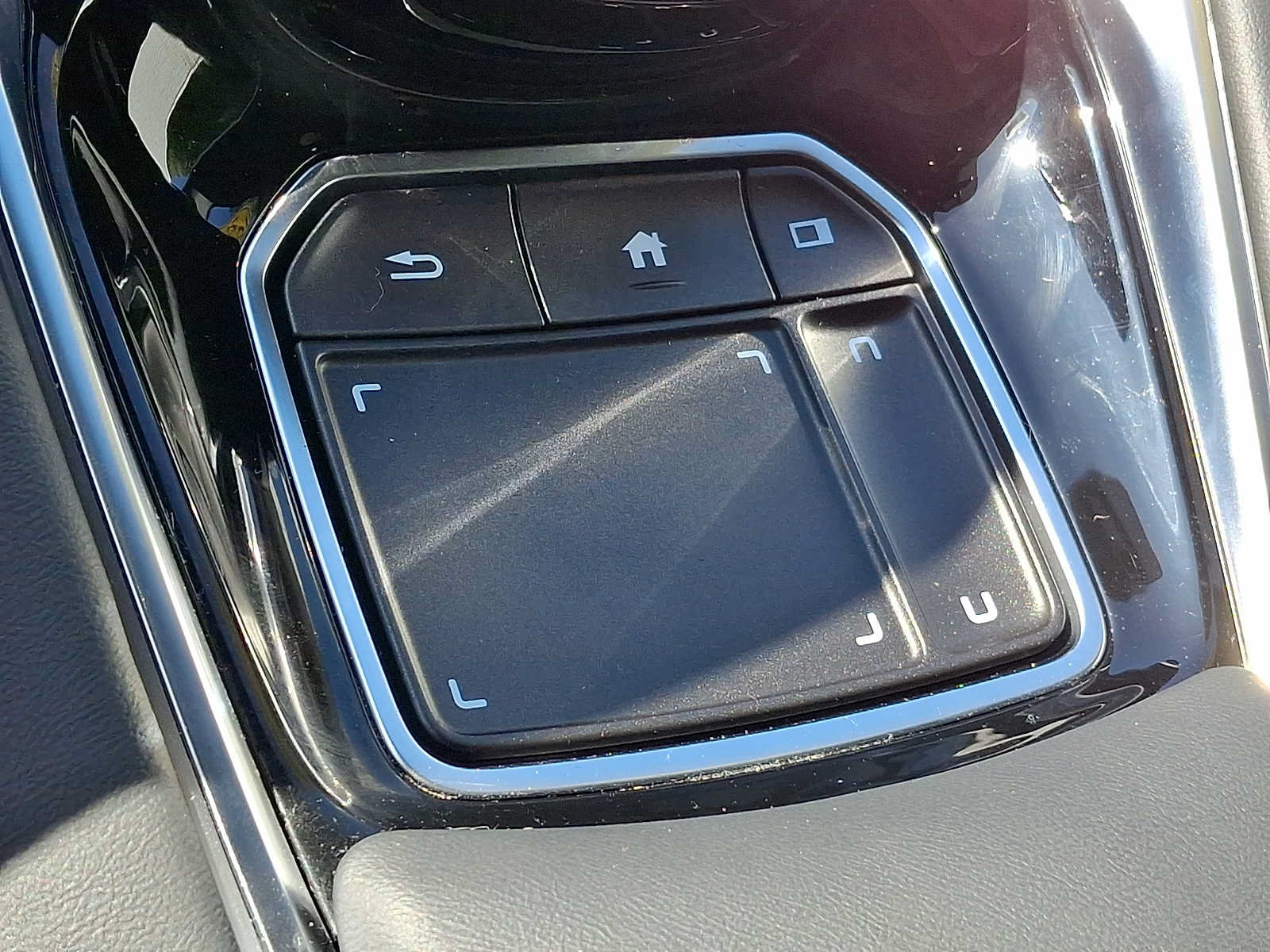 Used 2025 Acura RDX w/ Advance Package AWD/4WD image 21