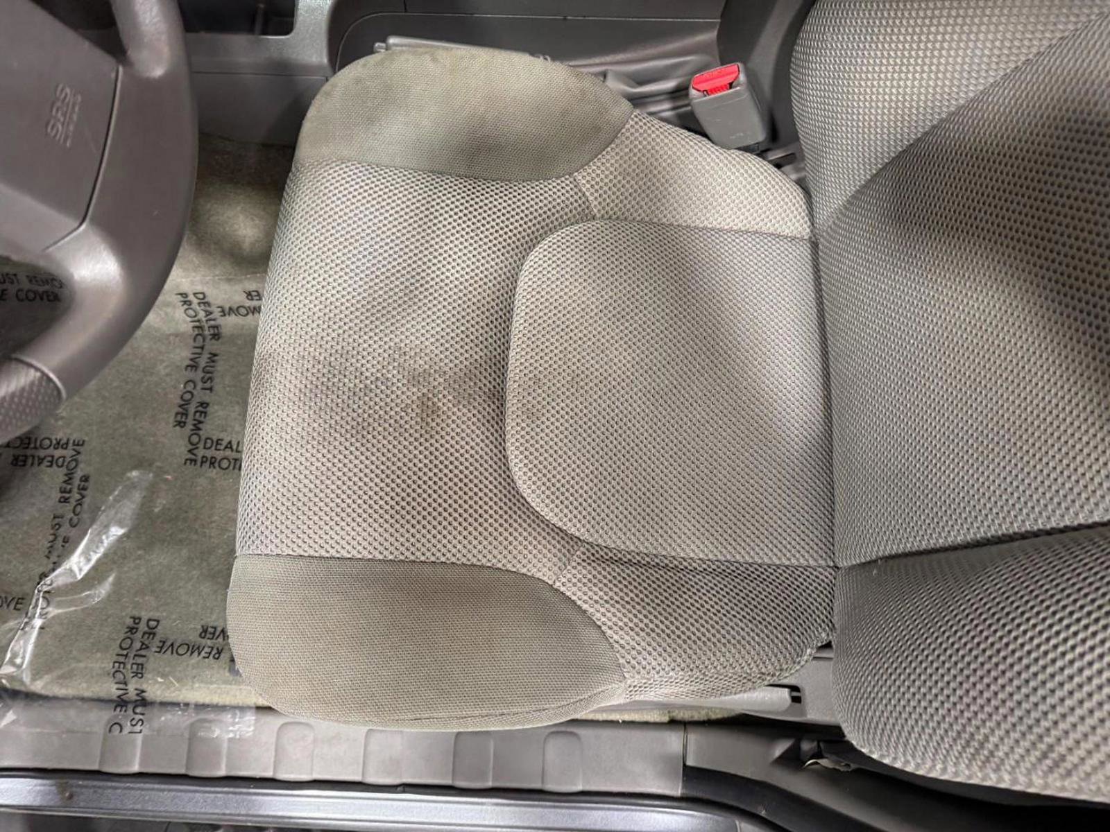 Used 2016 Nissan Frontier SV image 24