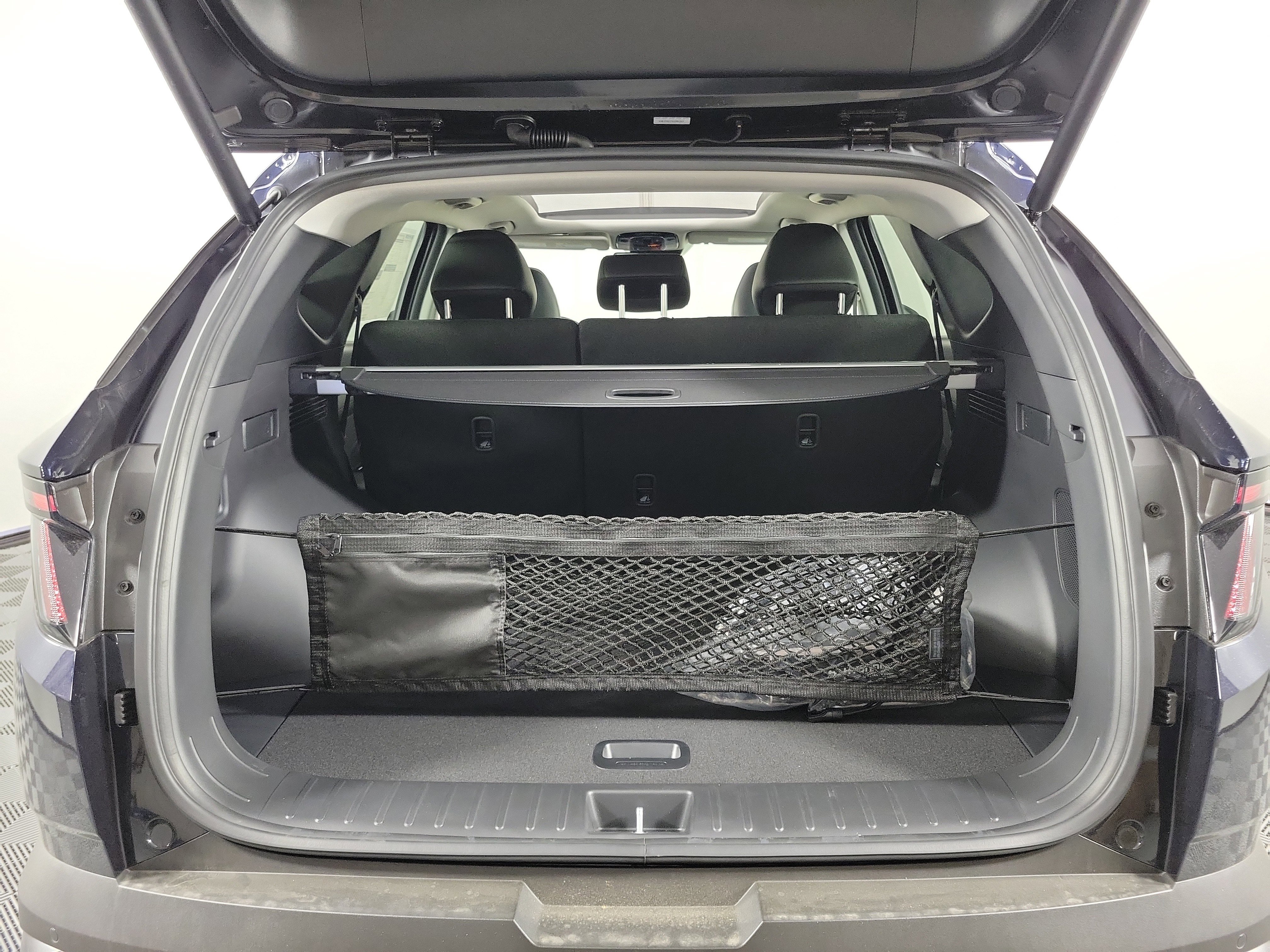 New 2025 Hyundai Tucson Limited w/ Tow & Go Package image 36