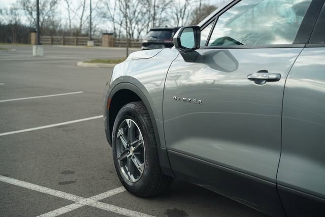 Used 2023 Chevrolet Blazer LT image 36