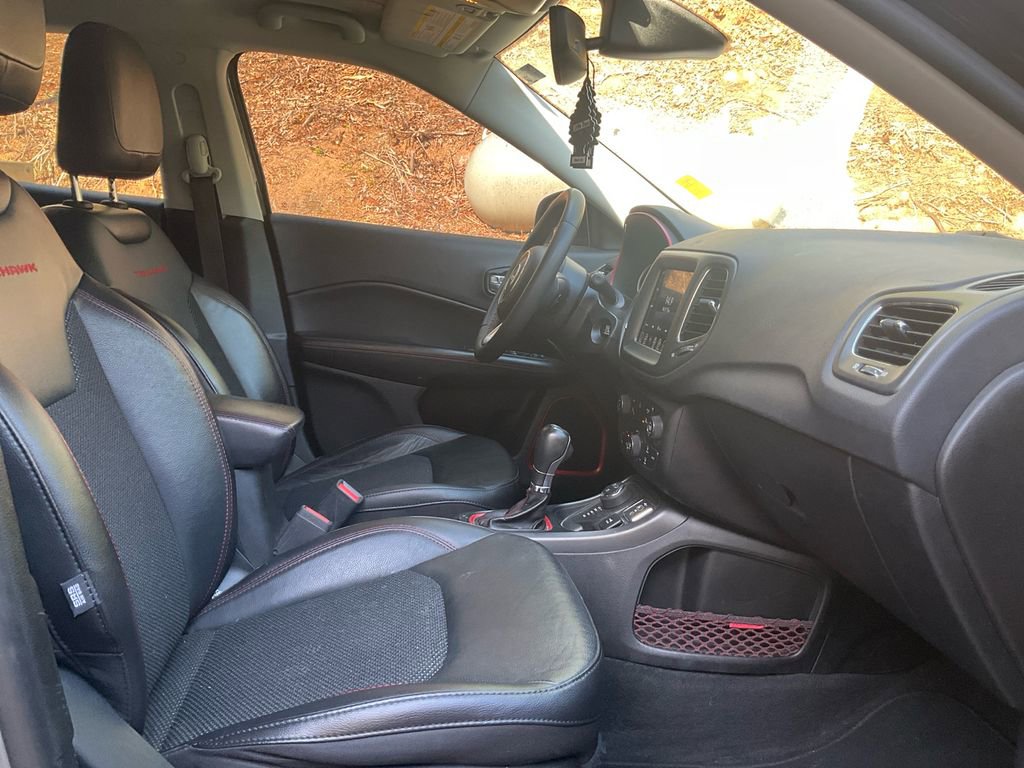 Used 2021 Jeep Compass Trailhawk image 12