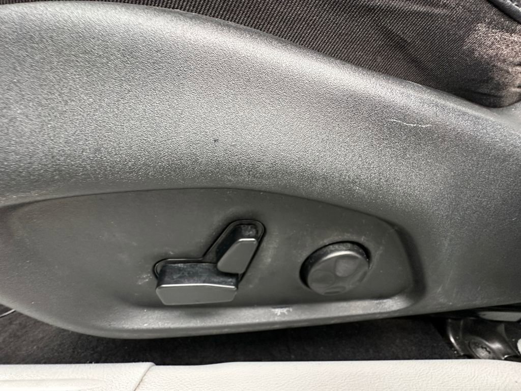 Used 2020 Jeep Compass Latitude w/ Popular Equipment Group image 10