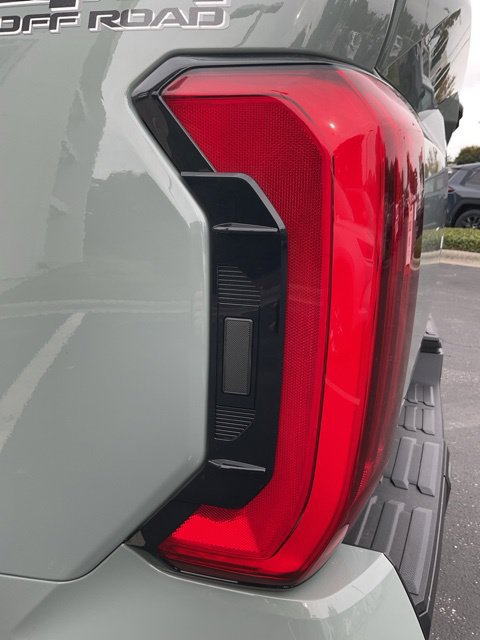 New 2026 Toyota Tundra Limited AWD/4WD image 10