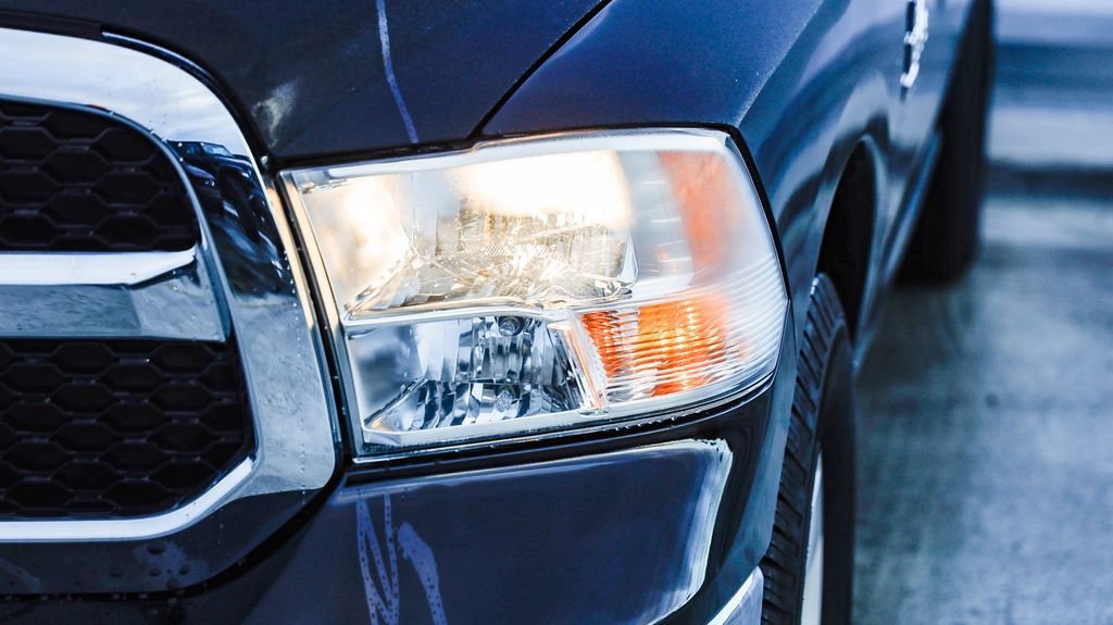 Certified 2024 RAM 1500 Classic SLT image 5