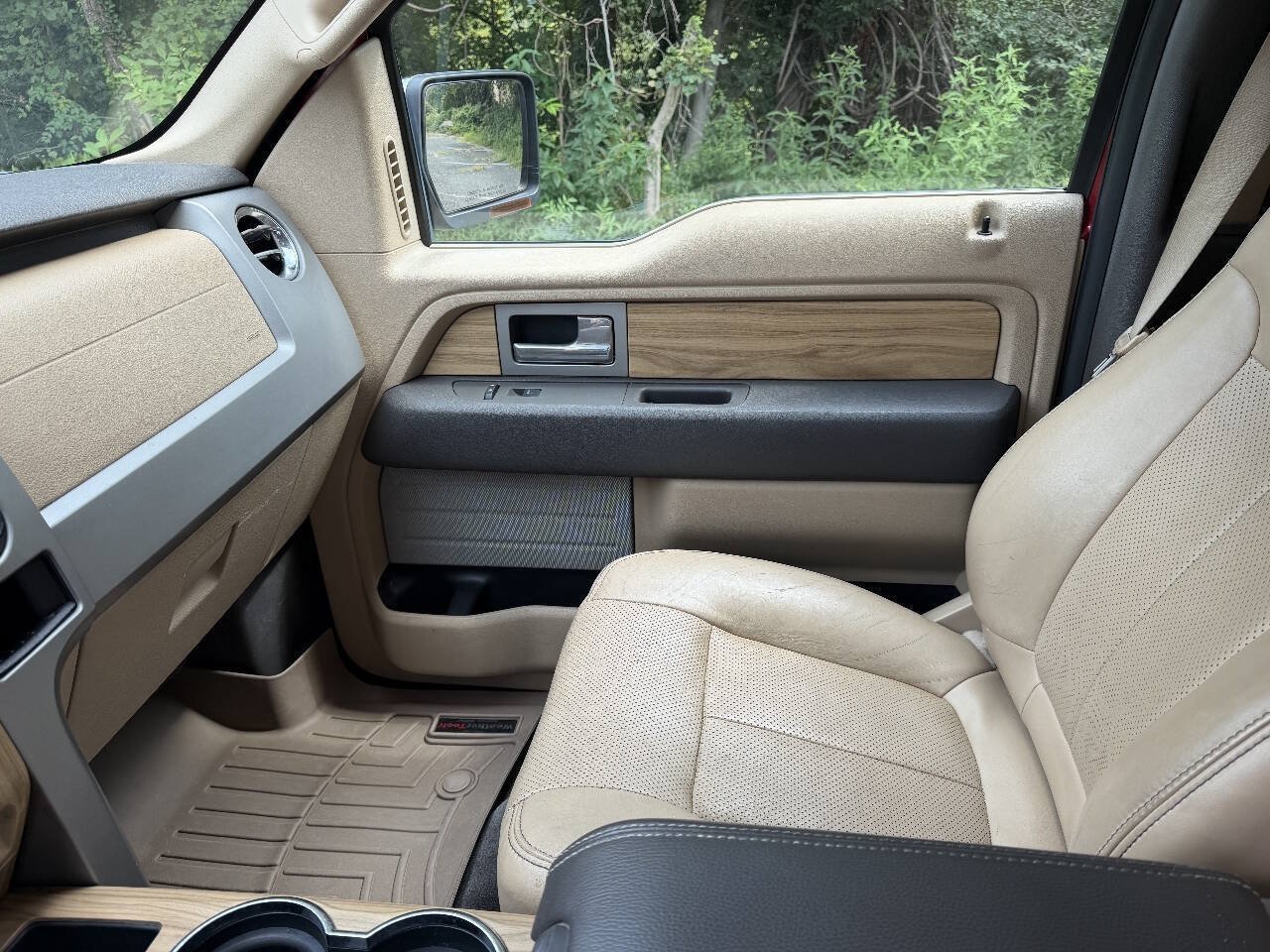 Used 2011 Ford F150 Lariat w/ Lariat Chrome Pkg AWD/4WD image 22