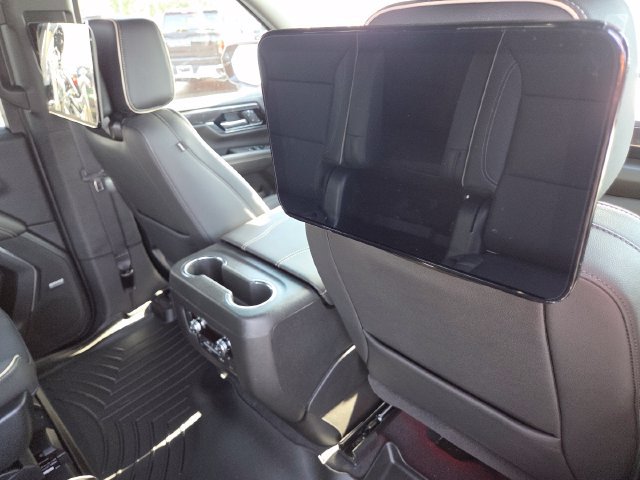 New 2026 GMC Yukon Elevation w/ Elevation Premium Package AWD/4WD image 26
