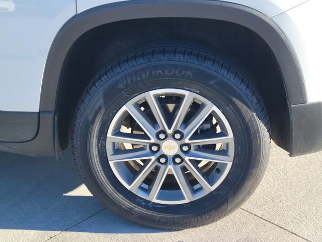 Used 2023 Chevrolet Traverse LT image 15