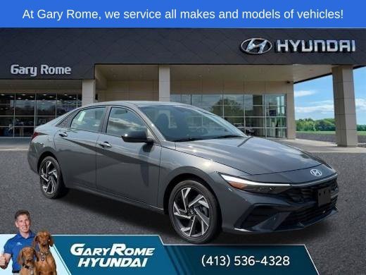 Certified 2025 Hyundai Elantra SEL FWD image 2