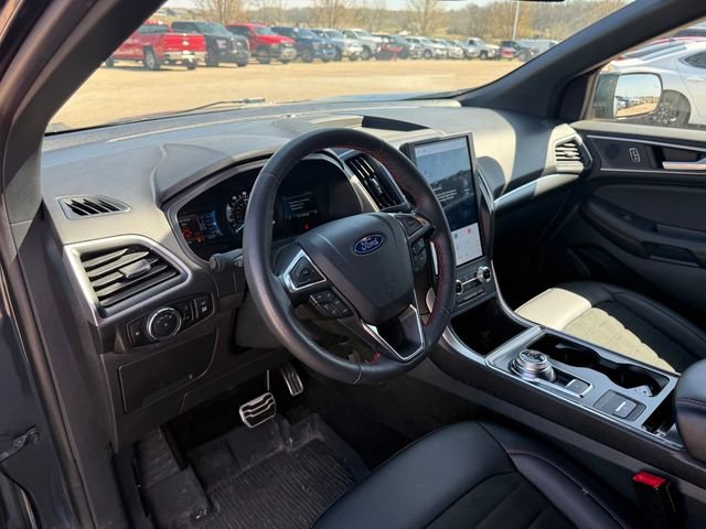 Used 2024 Ford Edge ST-Line AWD/4WD image 10