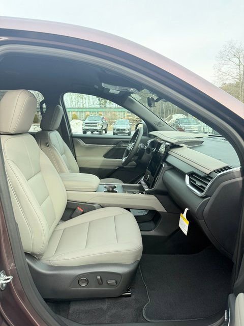 New 2026 GMC Acadia Elevation w/ Elevation Premium Package image 50