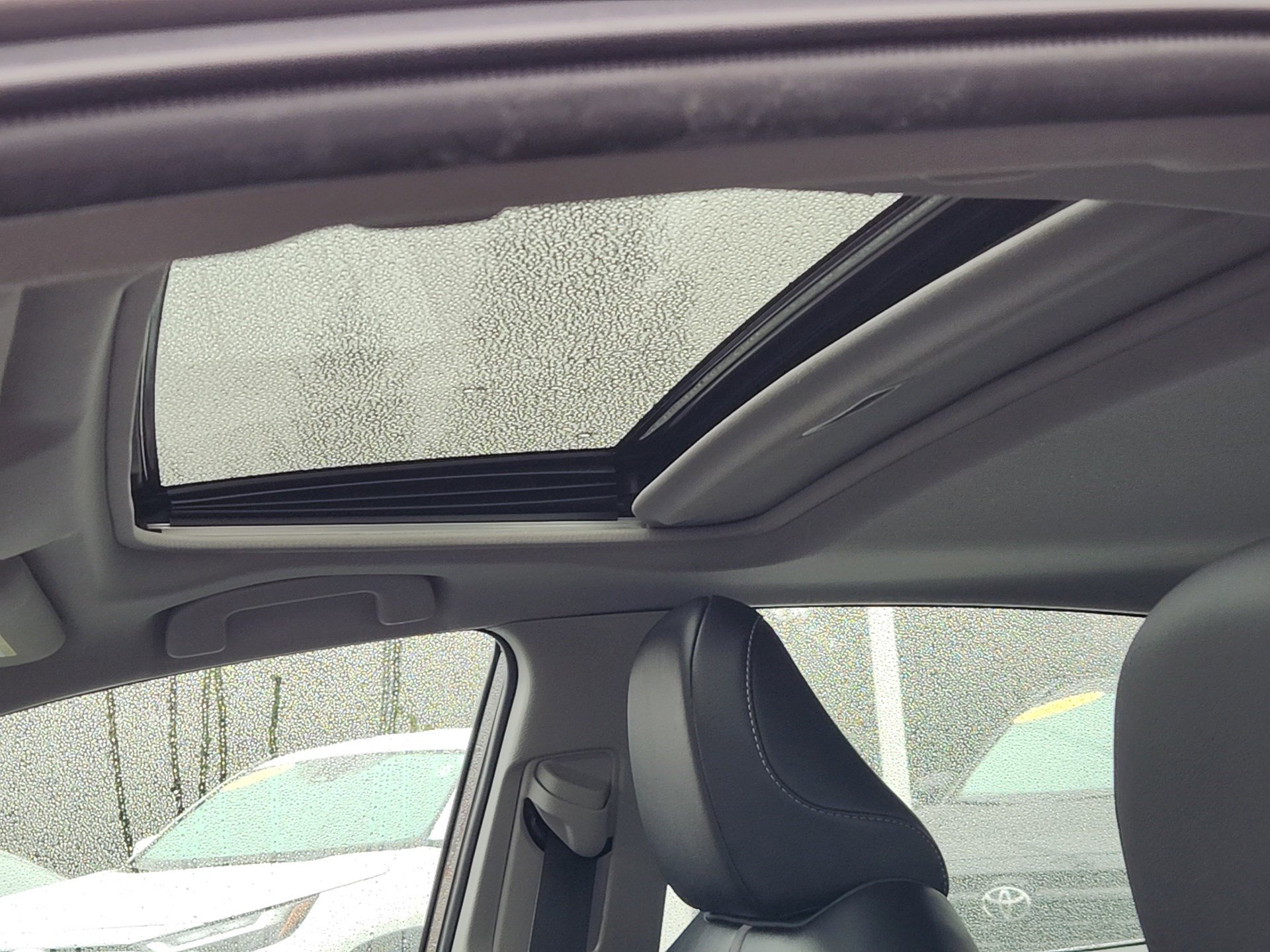 Certified 2024 Toyota Camry SE w/ Convenience Package image 19