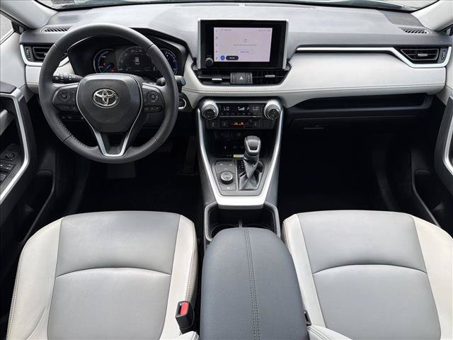 Used 2023 Toyota RAV4 XLE Premium AWD/4WD image 25