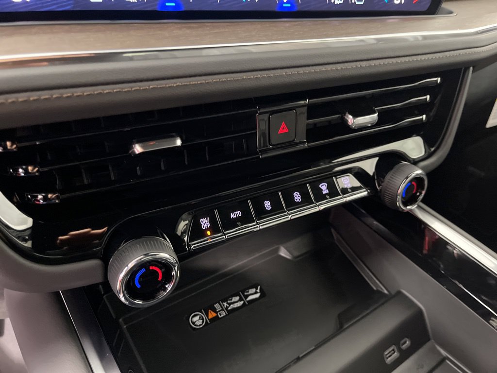 New 2026 Chevrolet Tahoe High Country AWD/4WD image 35